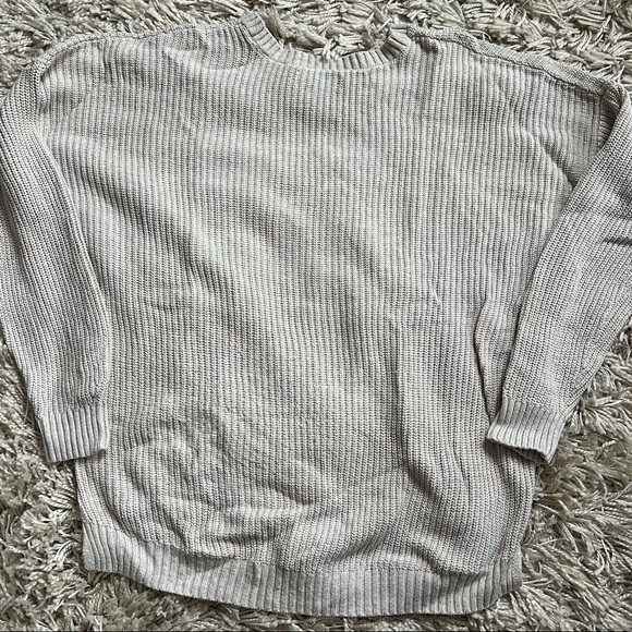 Hollister Sweaters - Picture 7 of 7